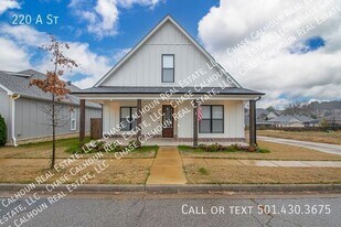 220 A St in Bryant, AR - Building Photo