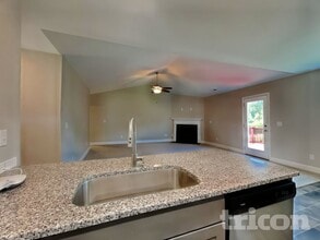 110 Hunter Fox Trail in Angier, NC - Building Photo - Building Photo