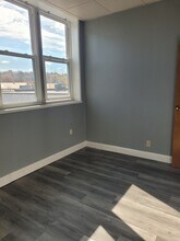 1705 Genesee St in Utica, NY - Foto de edificio - Building Photo