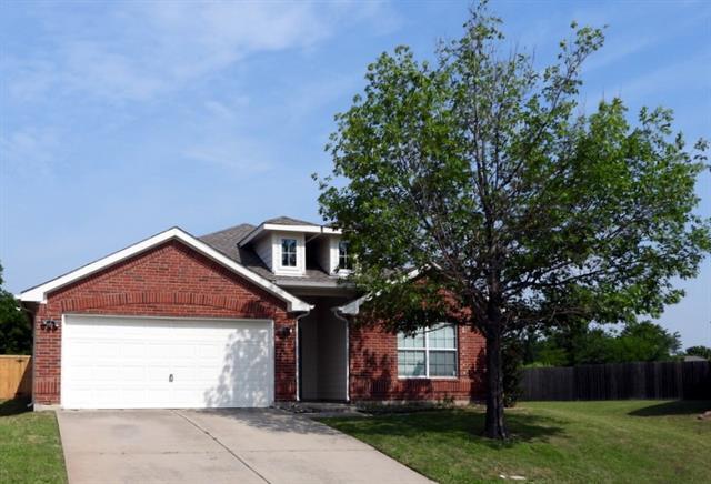 5707 Goldfinch Way in Dallas, TX - Building Photo