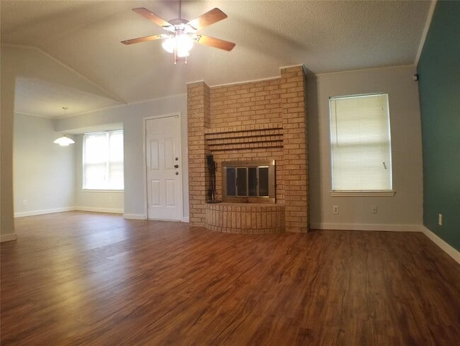 1806 Stardust St in Killeen, TX - Building Photo - Building Photo