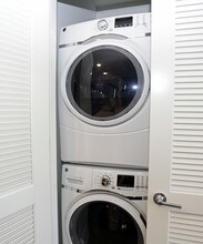 One William in Englewood, NJ - Foto de edificio - Interior Photo