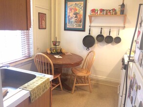 380 Riverway, Unit 9 in Boston, MA - Building Photo - Building Photo