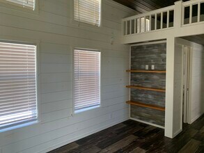 13261 Powell Ln in Lillian, AL - Building Photo - Building Photo