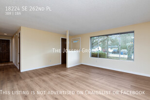 18224 SE 262nd Pl in Covington, WA - Foto de edificio - Building Photo