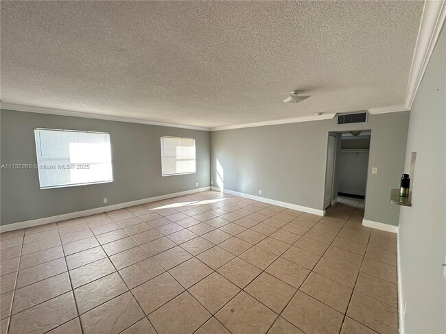 2008 Jackson St in Hollywood, FL - Building Photo - Building Photo