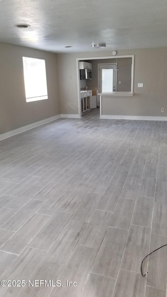 5247 Fremont St in Jacksonville, FL - Building Photo - Building Photo