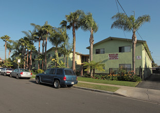 The Orient/Villa Capri in Gardena, CA - Building Photo - Building Photo