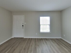 500 Yearwood Ln in Jarrell, TX - Building Photo - Building Photo