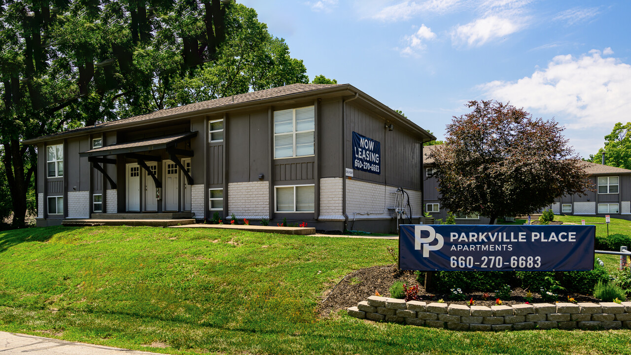 Parkville Place Apartments in Parkville, MO - Foto de edificio