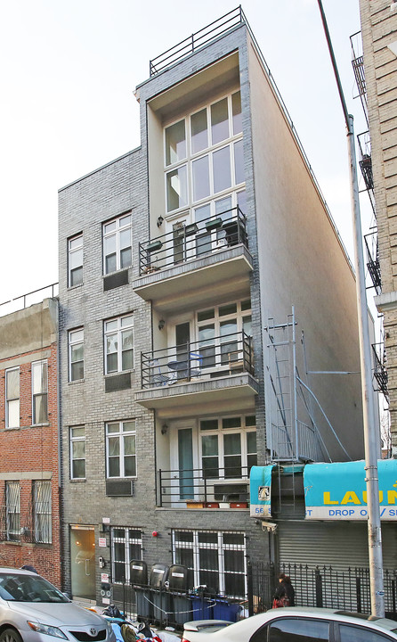 58 Stagg Street Apartments in Brooklyn, NY - Building Photo