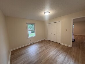 5256 Irish Rd in Chatham, VA - Building Photo - Building Photo