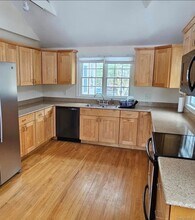 4 Lloyd Point Dr in Lloyd Harbor, NY - Building Photo - Building Photo