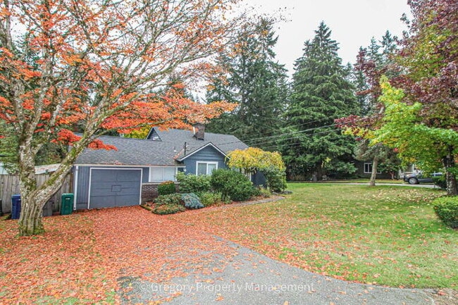 14026 75th Ave NE in Kirkland, WA - Building Photo - Building Photo