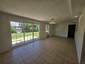 21838 Edgewater Dr in Port Charlotte, FL - Building Photo - Building Photo