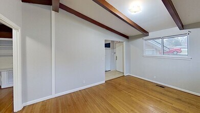 2800 S University Ave in Little Rock, AR - Building Photo - Building Photo