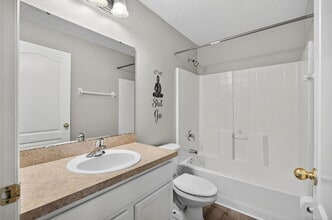 37 Burnside Dr in Palm Coast, FL - Building Photo - Building Photo