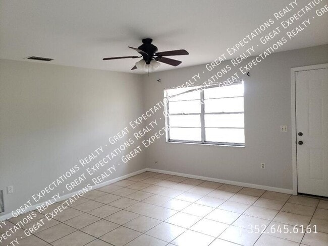 1884 NE 77th St in Ocala, FL - Building Photo - Building Photo