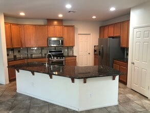 6978 Foggy Mist Ave in Las Vegas, NV - Building Photo - Building Photo