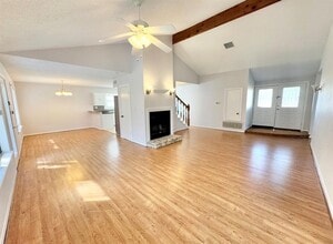 233 FM 696 in Elgin, TX - Building Photo - Building Photo