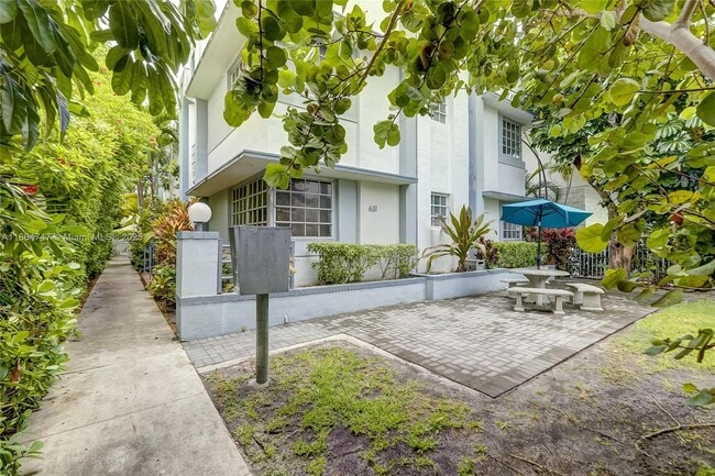 631 Euclid Ave in Miami Beach, FL - Building Photo - Building Photo