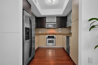 500 NE 29th St in Miami, FL - Foto de edificio - Building Photo