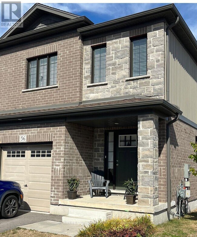 135 Hardcastle Dr in Cambridge, ON - Building Photo - Building Photo