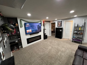 7023 W Saw Timber Way in West Jordan, UT - Building Photo - Building Photo
