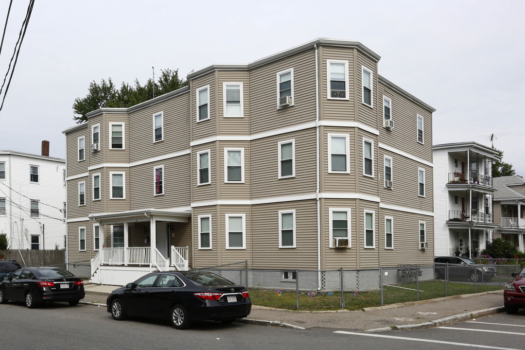 45 W Park St in Brockton, MA - Building Photo