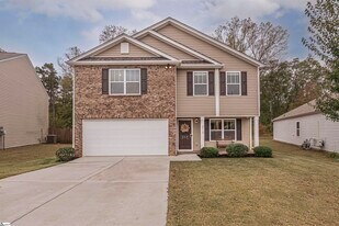 213 Sweetgrass Ln in Powdersville, SC - Building Photo