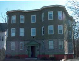 76 Benton St in Springfield, MA - Building Photo