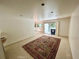 23643 Park Capri, Unit 38 in Calabasas, CA - Foto de edificio - Building Photo