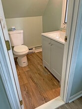 90 Shiloh Rd, Unit A in Durham, ME - Building Photo - Building Photo