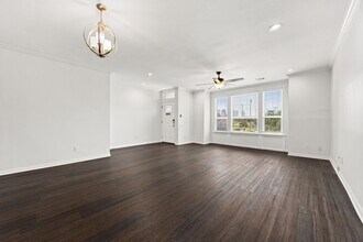 889 Usener St in Houston, TX - Building Photo - Building Photo