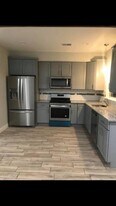 372 Walnut St, Unit B in Newark, NJ - Building Photo