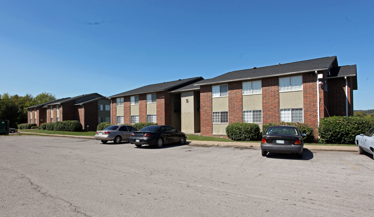 Knollcrest Apartments in Nashville, TN - Building Photo