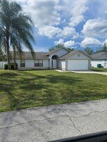 1864 N Merrick Dr in Deltona, FL - Building Photo