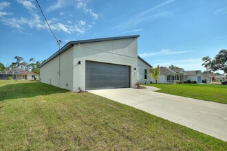 3371 Lopinto St in North Port, FL - Building Photo - Building Photo