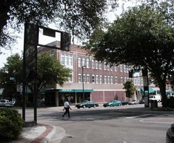 Berry Building Apartments