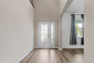 7728 Bronze Oak Dr in Wesley Chapel, FL - Building Photo - Building Photo