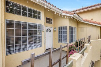 114 Costero Aisle in Irvine, CA - Building Photo - Building Photo
