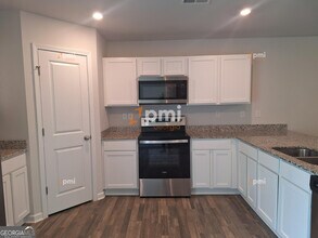 329 Duck Walk Wy in Hogansville, GA - Building Photo - Building Photo