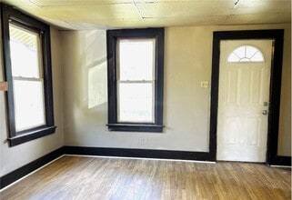 3233 Orchard St in Weirton, WV - Foto de edificio - Building Photo