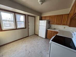 2607-2609 Magnolia Dr in Bettendorf, IA - Building Photo - Building Photo