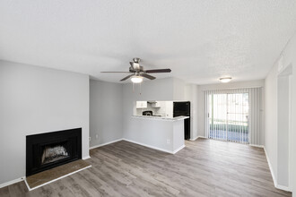 509 North Apartments in Albany, GA - Building Photo - Interior Photo