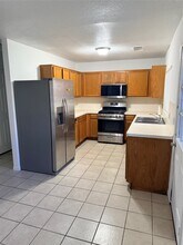 2126 Hadden Hollow Dr in Houston, TX - Building Photo - Building Photo