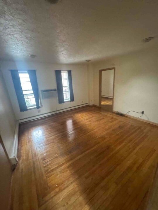 26 William St in Worcester, MA - Foto de edificio