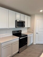 8878 SW 48th Ave in Ocala, FL - Building Photo - Building Photo