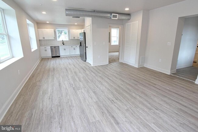 32 E Blaine St in Lansdale, PA - Foto de edificio - Building Photo