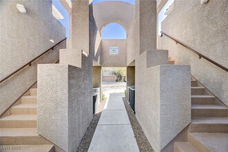 11850 Tevare Ln in Las Vegas, NV - Building Photo - Building Photo